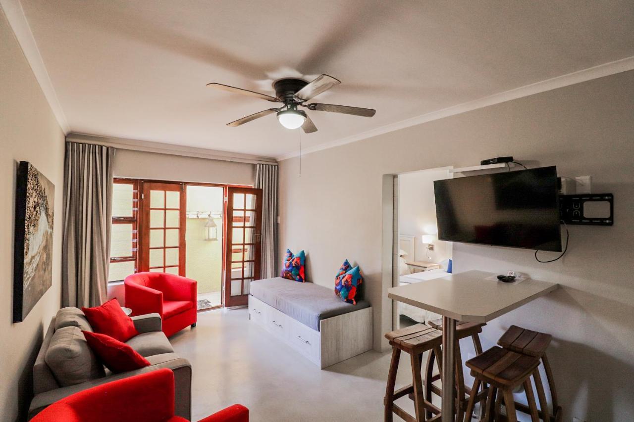 Lavender Manor Guest Lodge Hermanus Dış mekan fotoğraf