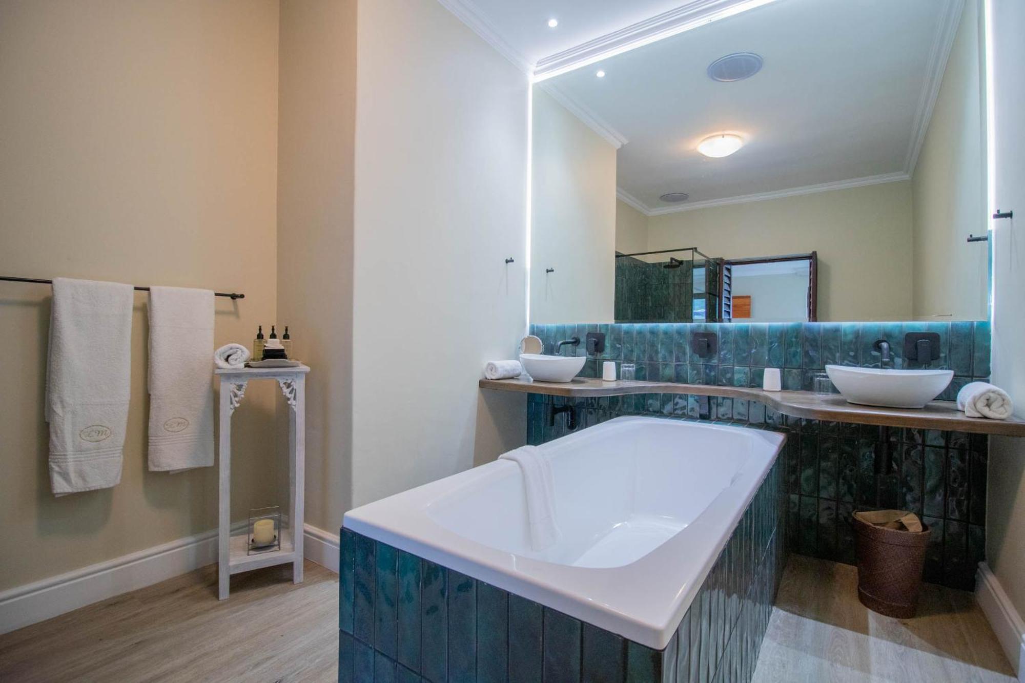 Lavender Manor Guest Lodge Hermanus Dış mekan fotoğraf